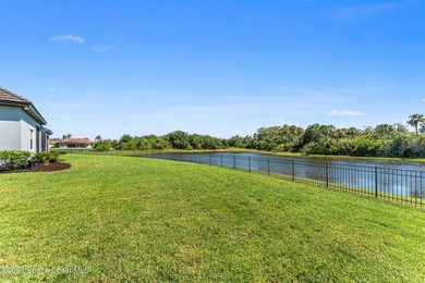 The gates of the prestigious Adelaide community in West Viera - photo 29