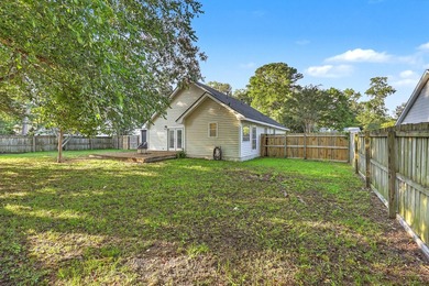 Welcome to this beautiful 3-bedroom, 2-bath home in the - photo 32