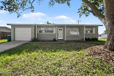 Welcome home to this beautifully remodeled 3-bedroom, 2-bath - photo 2