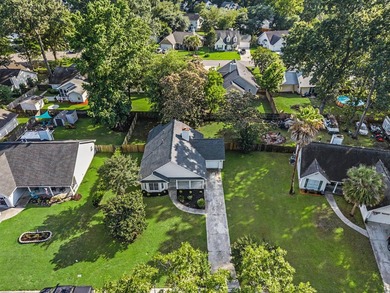 Welcome to this beautiful 3-bedroom, 2-bath home in the - photo 37