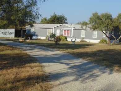 This unique property has plenty of room for individuals looking - photo 2