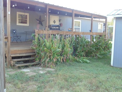 This unique property has plenty of room for individuals looking - photo 5