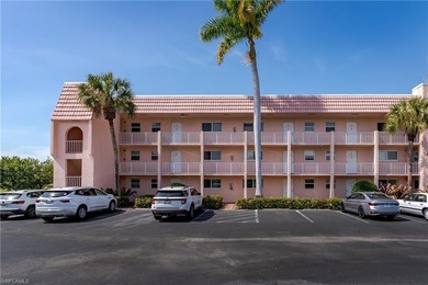 (private lake, pond, coastal) Condo Sale Pending in Naples Florida