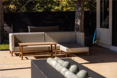 Experience modern. luxury and thoughtful design in this stunning - photo 11