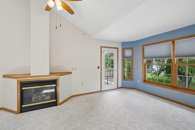 Welcome to this beautifully maintained and move in ready 3 - photo 12
