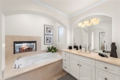 432 Acacia is a sophisticated home offering the perfect blend of - photo 15