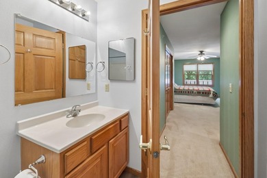 Welcome to this beautifully maintained and move in ready 3 - photo 17
