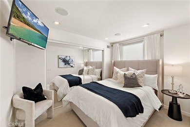 432 Acacia is a sophisticated home offering the perfect blend of - photo 18