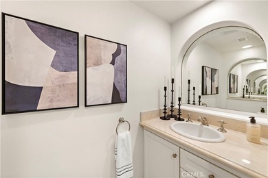 432 Acacia is a sophisticated home offering the perfect blend of - photo 22