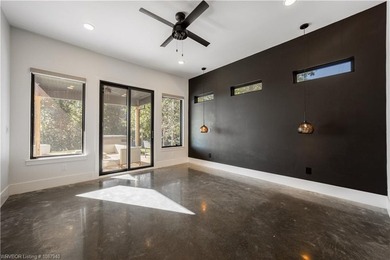 Experience modern. luxury and thoughtful design in this stunning - photo 31