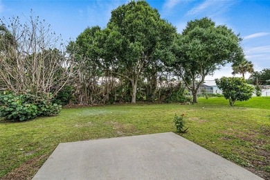 Prime Sebastian location. Close to Riverview park, boat ramp - photo 35