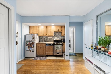 Charming 1 Bedroom Apartment in Windsor Park, where warmth and - photo 7