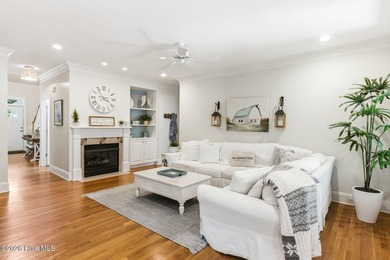 Welcome to this beautifully cared-for home in the desirable - photo 5