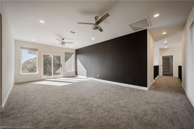 Experience modern. luxury and thoughtful design in this stunning - photo 47