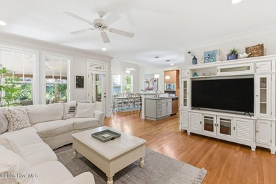 Welcome to this beautifully cared-for home in the desirable - photo 9