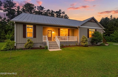 Custom-built and thoughtfully designed, this beautiful home - photo 2