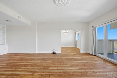 EXPERIENCE ELEVATED COASTAL LIVING FROM THIS 11TH FLOOR - photo 9