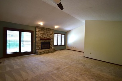 Welcome to Easy Living! This beautiful 2-bedroom, 2-bath - photo 13