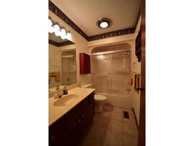 Welcome to Easy Living! This beautiful 2-bedroom, 2-bath - photo 23