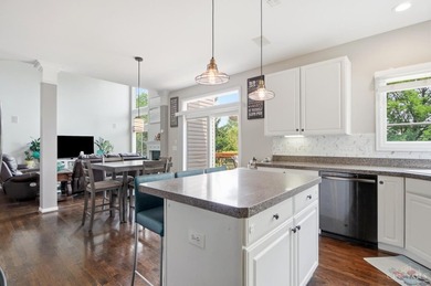 Welcome to beautiful 5-bedrooms,4 baths home in the desirable - photo 24