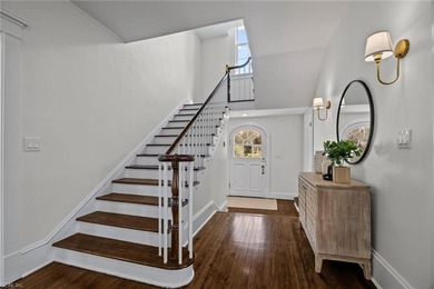 Discover this extraordinary Little Neck home, a spectacular 1910 - photo 25