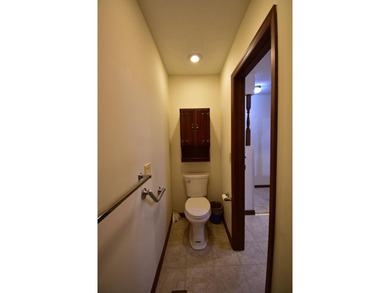 Welcome to Easy Living! This beautiful 2-bedroom, 2-bath - photo 28