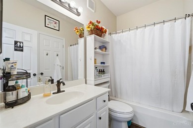 Welcome to beautiful 5-bedrooms,4 baths home in the desirable - photo 31