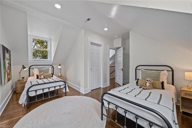 Discover this extraordinary Little Neck home, a spectacular 1910 - photo 37