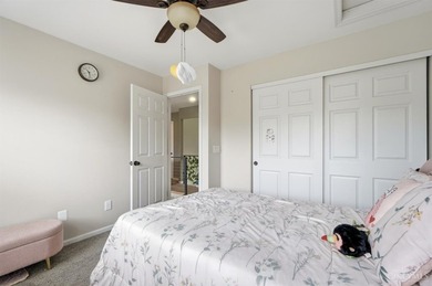 Welcome to beautiful 5-bedrooms,4 baths home in the desirable - photo 44