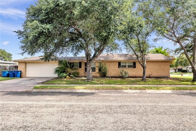 Welcome to this well-maintained 4-bedroom, 2-bath home in the - photo 5