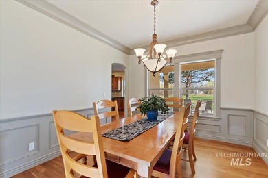 This beautifully maintained home will not disappoint. Nestle in - photo 9