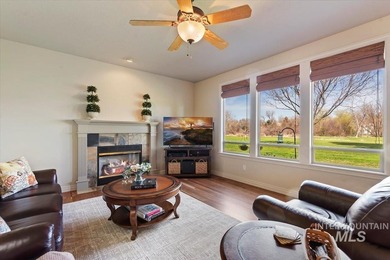 This beautifully maintained home will not disappoint. Nestle in - photo 10