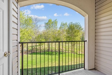 This beautifully maintained 1st Floor condo delivers comfort and - photo 12