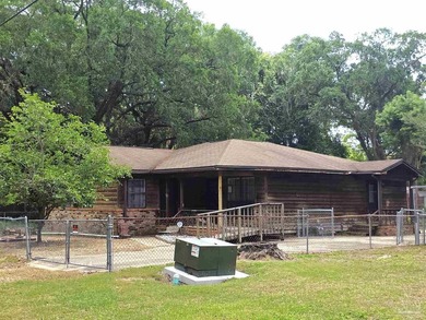 Multiple Opportunities Here! This versatile property is well - photo 3
