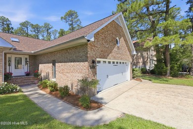 Designed with comfort and easy living in mind, this beautifully - photo 3