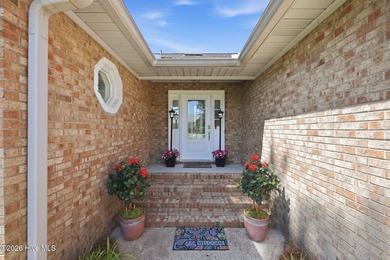 Designed with comfort and easy living in mind, this beautifully - photo 8