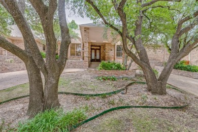 (private lake, pond, creek) Home For Sale in Dallas Texas