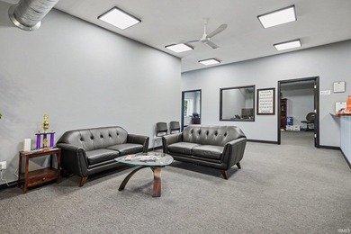 One of the most beautiful commercial property in Elkhart - photo 13