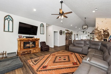 Welcome to Lake Waynoka living! This updated 3 bedroom, 2 bath - photo 6