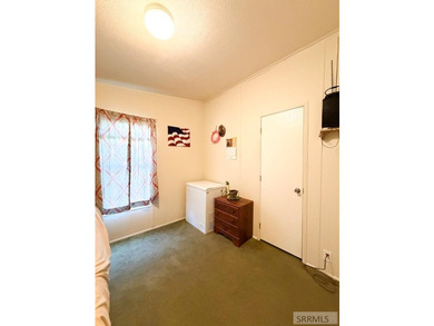 Welcome home to this clean, well maintained 2008 manufactured - photo 19