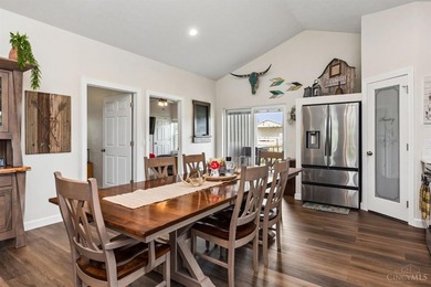 Welcome to Lake Waynoka living! This updated 3 bedroom, 2 bath - photo 10