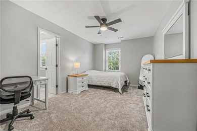 Easily the best VALUE in Riss Lake! Stunning two story on a - photo 25