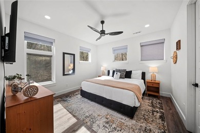 Lakefront Living with Stunning Amenities! This exceptional - photo 33