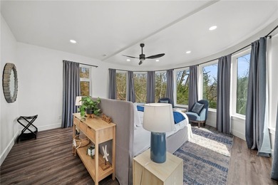 Lakefront Living with Stunning Amenities! This exceptional - photo 38