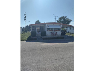 One Bedroom One Bath Single Wide Pet friendly For Sale Clean - photo 1