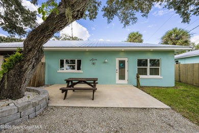 Two Units: 2/2 and 2/1 as duplex w/ common indoor laundry and - photo 3