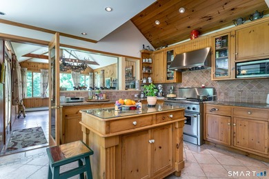 Rare direct waterfront opportunity on Lake Waramaug with - photo 7