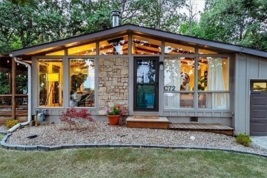 Lake Home Under Contract in Lake Lotawana, Missouri