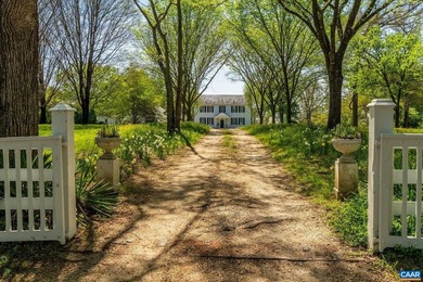 Few US properties possess the historical gravity and - photo 2