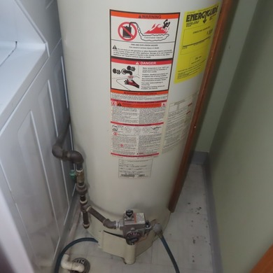 Wonderful opportunity to own great loft apartment in solid